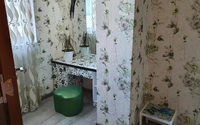 Pirosmani Apartment 16 App 101