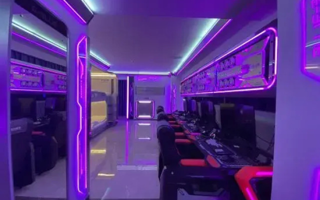 E-3LUE