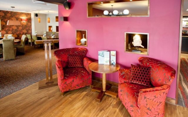 Premier Inn Inverness Centre - River Ness