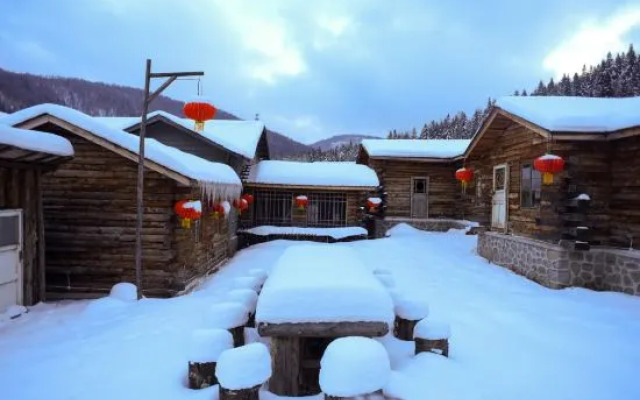 Floral Hotel·Dream Home Hotel(Xueyun Street Branch)