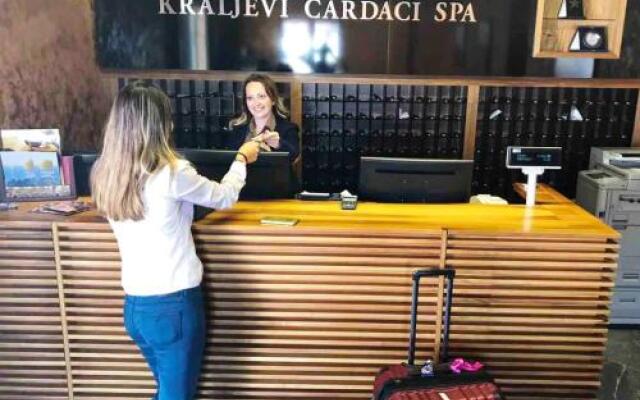 HostGost at Kraljevi Cardaci