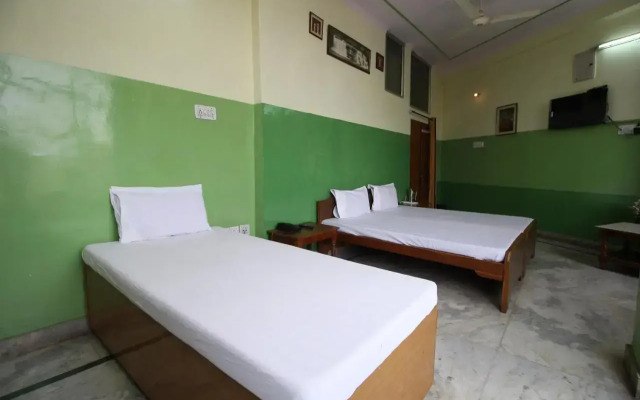 SPOT ON 38614 Shree Shyam Guest House