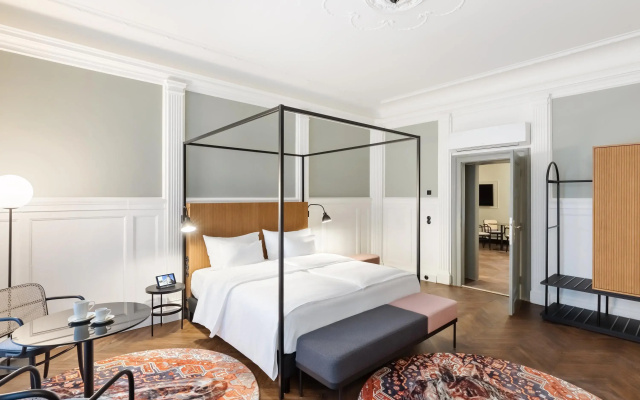 Hotel Astoria Vienna, Curio Collection by Hilton