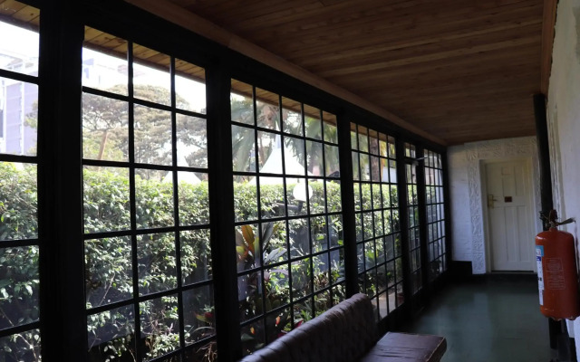 Parklands Shade Hotel