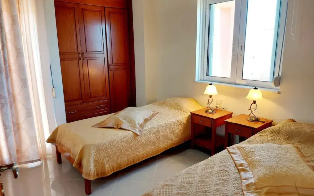 Socrate's Apartment's With Share Pool