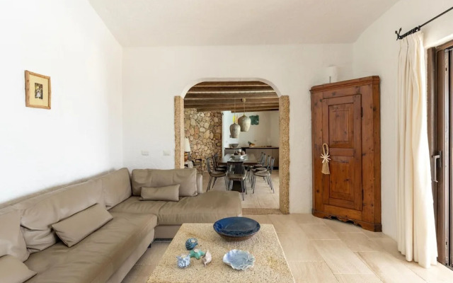 Luxe Cote Stay- Elegant Villa