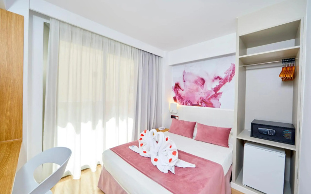 MLL Mediterranean Bay Hotel - Adults Only