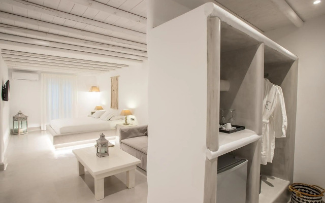 Paros Palace
