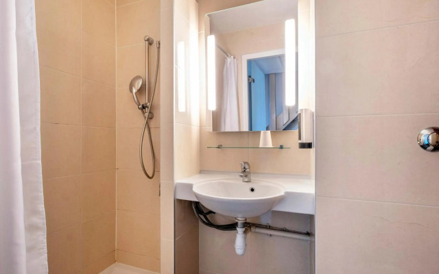 B&B HOTEL La Rochelle Centre