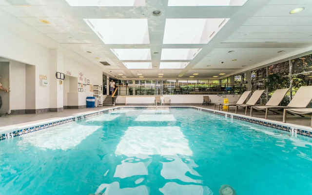 Sheraton Eatontown Hotel