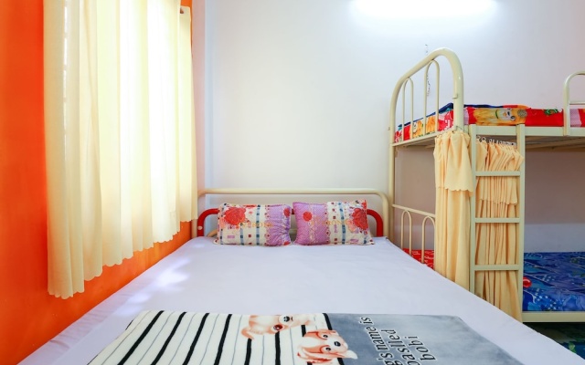 Color Hostel – Guest Rooms – Ho Chi Minh City