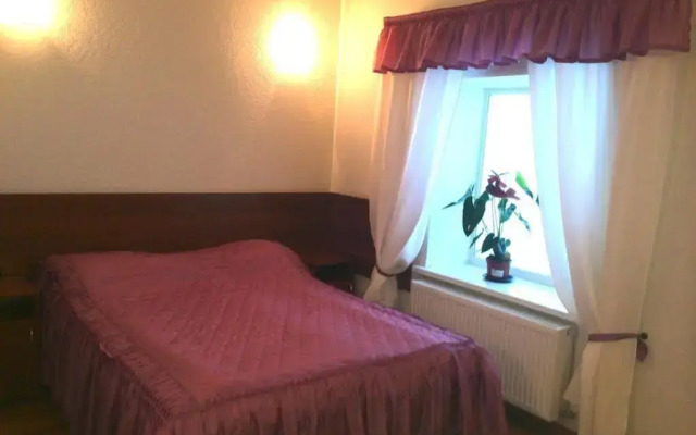 Living quarters Yuldash