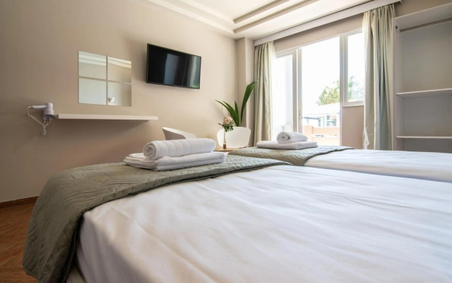 Girogiali Hotel