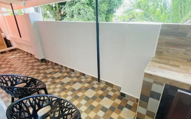 Oceanic View Apartments