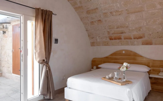 Masseria Misocampo With Garden And Pool