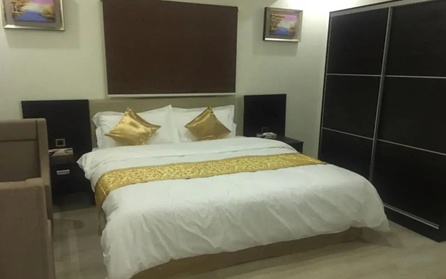 North House Aparthotel