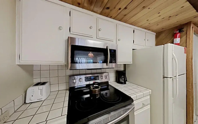 Slopeside 1849 Condos - Comfortable 3 BR Condos with Full Kitchens