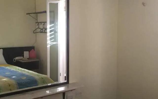 Economy Rooms Jaleo