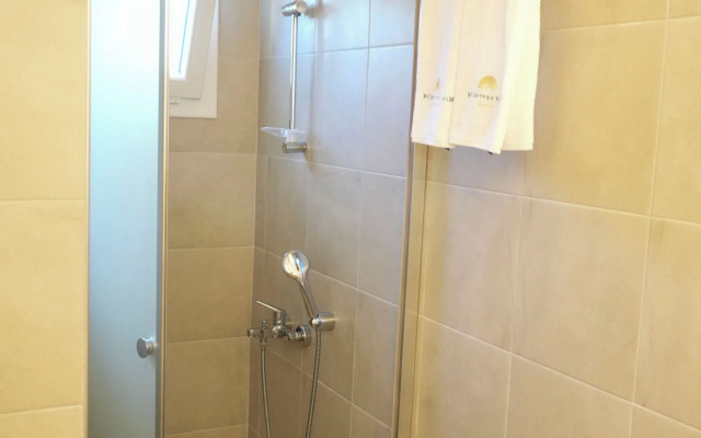 Müzeyyen Hanım Konağı Alaçatı 12+