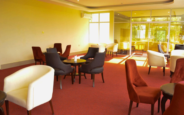 Grand Royal Swiss Hotel