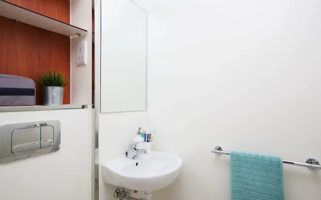 Modern Student-Only Ensuite Rooms in Bath
