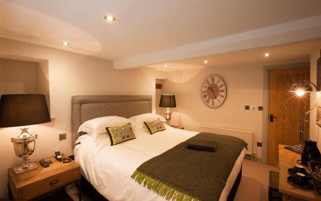 The Maytime Inn