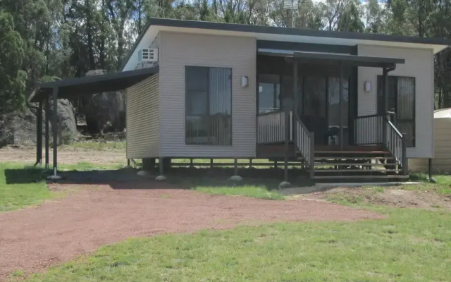 Just Red Wines Vineyard Cabins