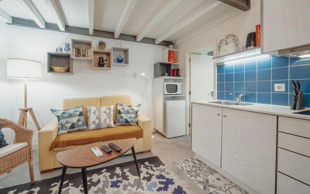 Mezzanine Stylish Apartment S