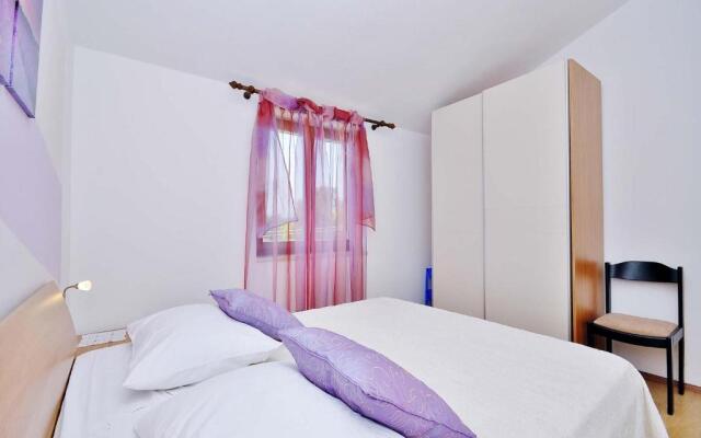Holiday House Bruno 639