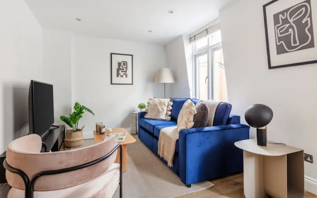 Chic 1BR Close to Buckingham Palace