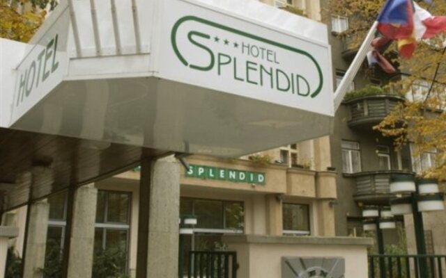 Splendid - geschlossen