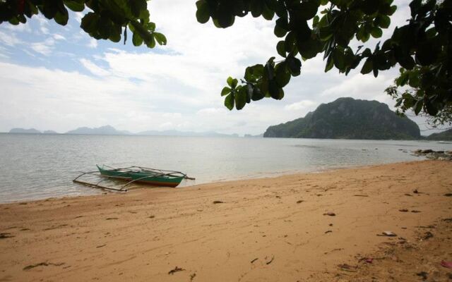 Lugadia Beach Cottages
