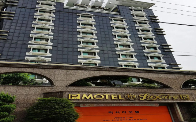 Hotel Luxury