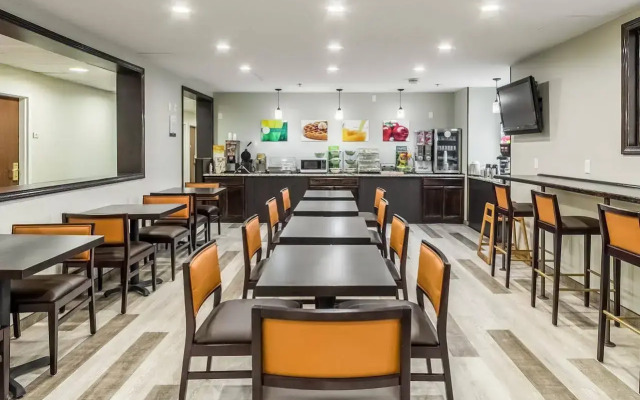 Quality Inn & Suites North Lima - Boardman
