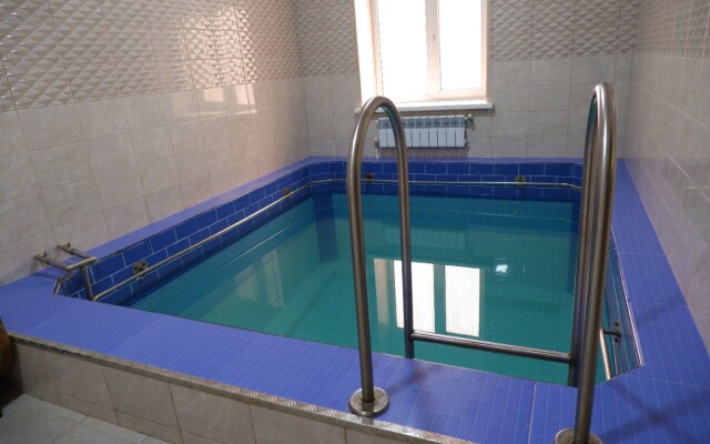 Янтарь Астрахань