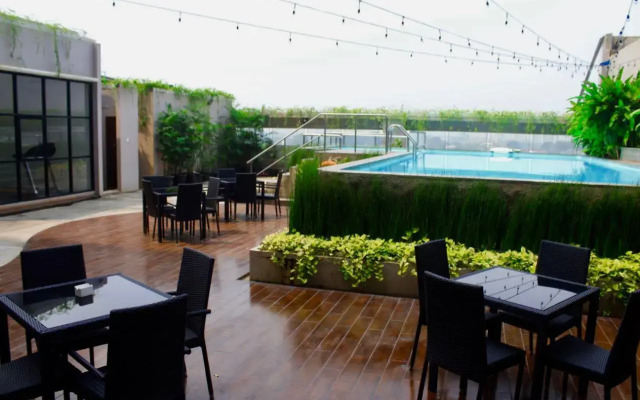 Hotel Santika Mega City Bekasi