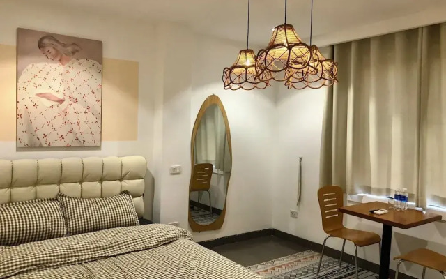 Luxe Paradise Hotel Truong Chinh
