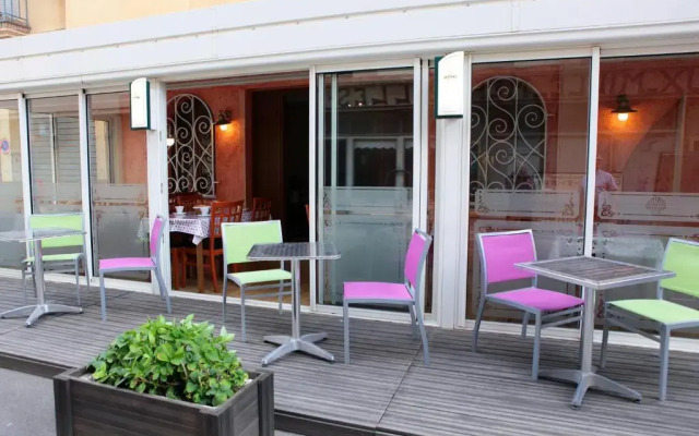 Hotel De La Plage