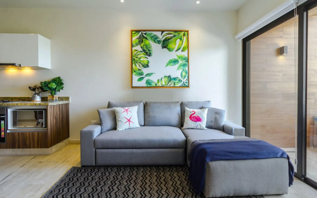 Brand New 1br, AC, Beach, Rooftop Pool