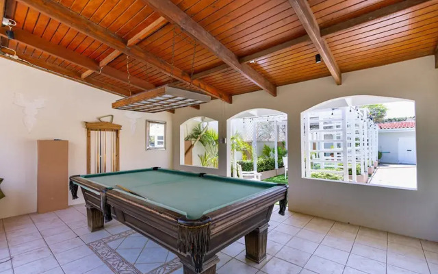 1 MIN Walk 2 Arashi Beach Suite w Roofdeck Pool