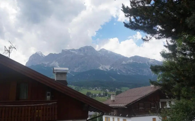 Faloria Studio Apartment