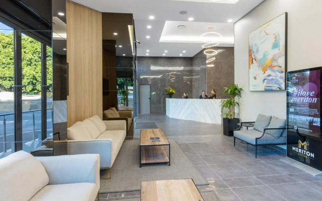 Meriton Suites Waterloo