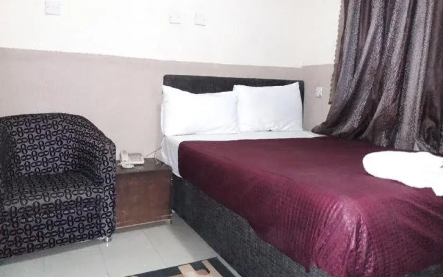 Ashosh Hotel Felele Rab
