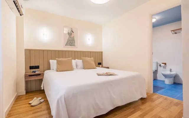 Granada Suites by Olala Homes