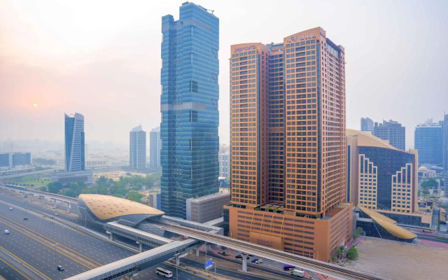 Mercure Dubai Barsha Heights Hotel Suites And Apartments
