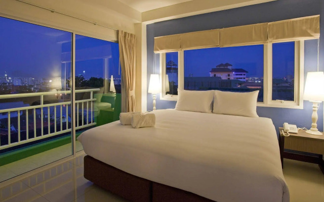 Wiz Hotel