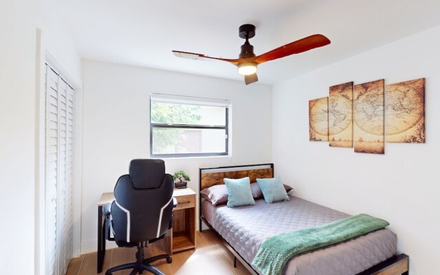 Villa Camila 5BR Luxury Home with Pool