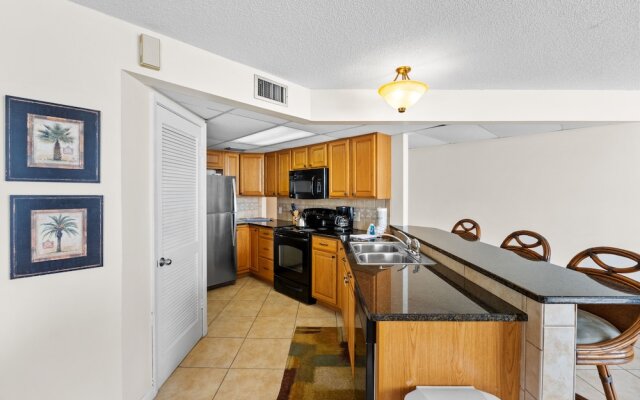 Aquavista Condominiums by Realjoy Vacations