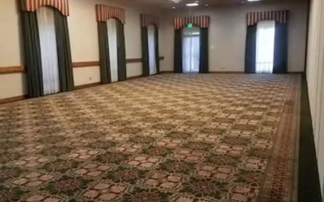 FairBridge Hotel & Conference Center Yakima