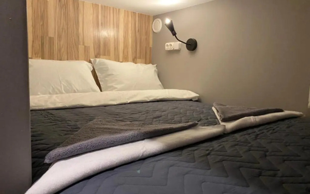 Shelter-Hotels Leninskiy